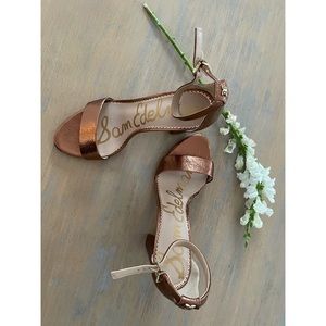 NEVER WORN Super Fun Metallic Sam Edelman Pumps